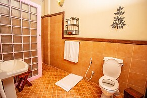 South Point Abbey Whole Villa 4 Bedroom (Sleeps 9)