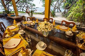 South Point Abbey Whole Villa 4 Bedroom (Sleeps 9)