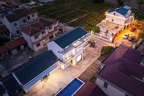 Sea of Stars country homestay