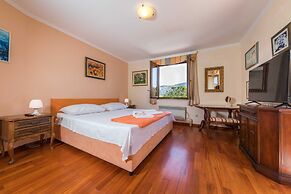 Holiday Home Lapad Beach Royal