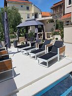 Villa Calypso Royal Apartment