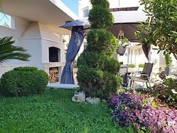 Villa Calypso Royal Apartment