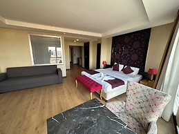 The Hotel Suites By Frame