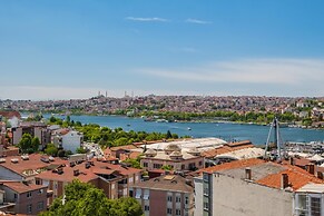 Sea View Duplex w Terrace in Goldenhorn