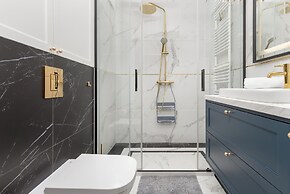 Modern With Balcony and Gym by Renters