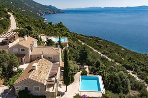 Stone Houses Dingač