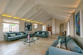 Stone Houses Dingač