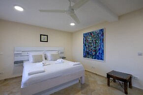 Stone Houses Dingač