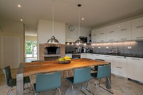 Stone Houses Dingač