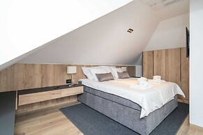 Apartments Villa Royale