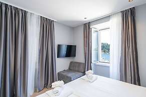 Apartments Villa Royale