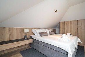 Apartments Villa Royale