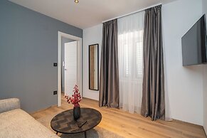 Apartments Villa Royale