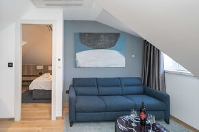 Apartments Villa Royale