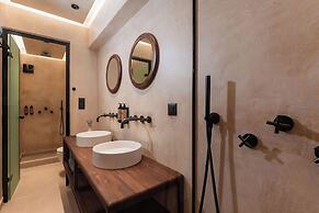 Peranosa The Residency