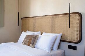 Peranosa The Residency