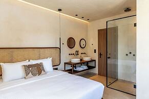 Peranosa The Residency