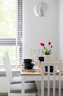 Nad Brzegiem Wisły Warszawa by Renters