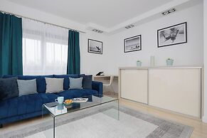 Nad Brzegiem Wisły Warszawa by Renters