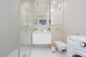 Nad Brzegiem Wisły Warszawa by Renters