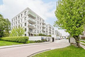 Nad Brzegiem Wisły Warszawa by Renters