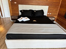 La Mirage Group Villas