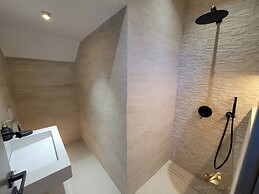 La Mirage Group Villas