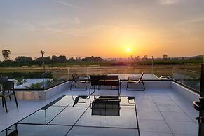 La Mirage Group Villas