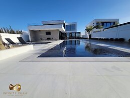 La Mirage Group Villas