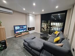 La Mirage Group Villas