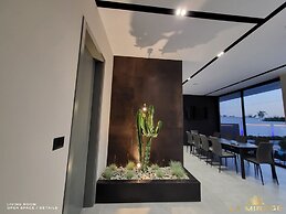 La Mirage Group Villas