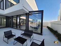 La Mirage Group Villas