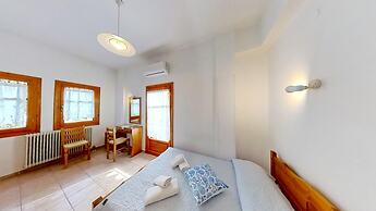 Catherine Portaria Guest House