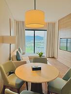 The Sea Halong Bay Managed By Class M