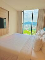 The Sea Halong Bay Managed By Class M