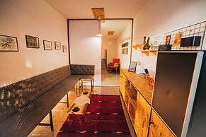 Plis Room - Old Bazaar