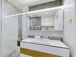 Apartment With Parking Gdynia by Renters