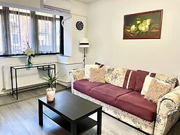 Tower Old City Apartment