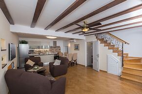 Apartment Maru Prestige