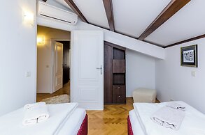 Apartment Maru Prestige