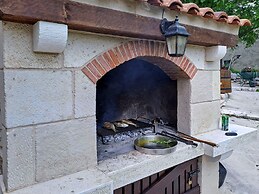 Authentic Stone House Lola