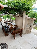 Authentic Stone House Lola