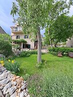 Authentic Stone House Lola