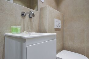 Star Street Studios by Concept Apartment