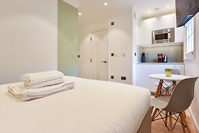 Star Street Studios by Concept Apartment