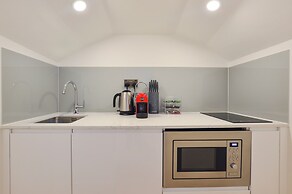 Star Street Studios by Concept Apartment