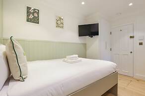 Star Street Studios by Concept Apartment