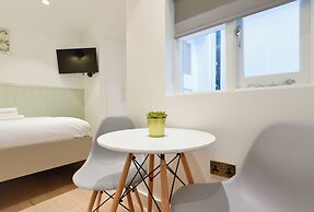 Star Street Studios by Concept Apartment