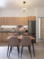 Parikia's Urban Oasis