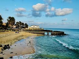 Apartment + Terrace, First-line sea View